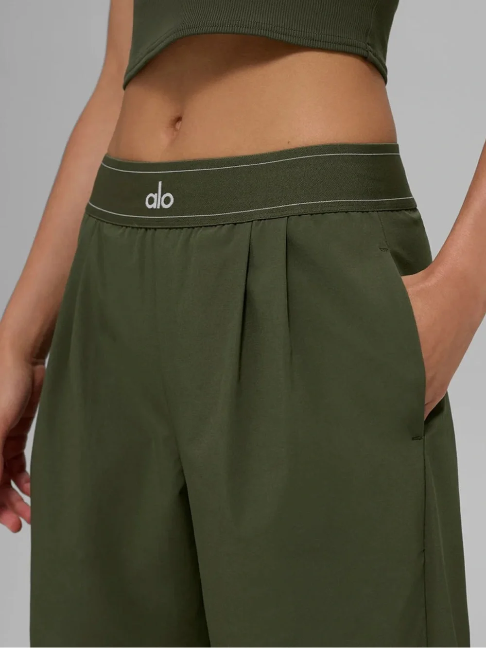 Alo Yoga Suit Up Trouser Long Green Olive XXS NWT